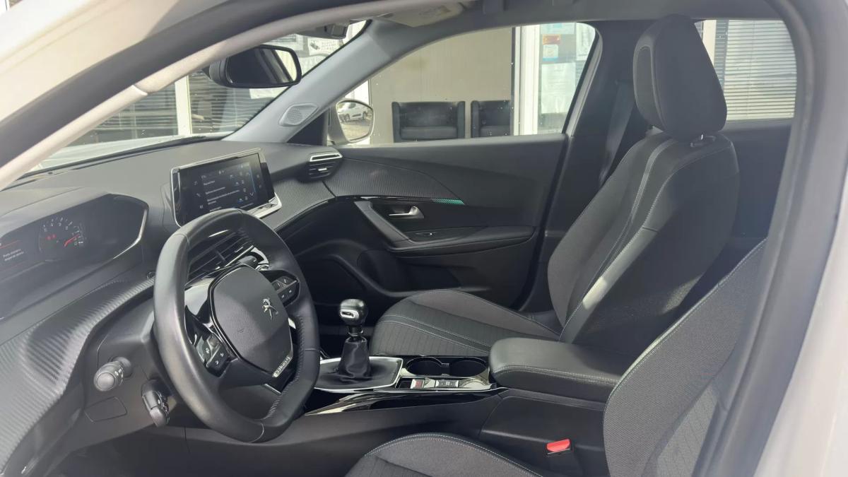 peugeot-2008-2022-diesel-1499cc