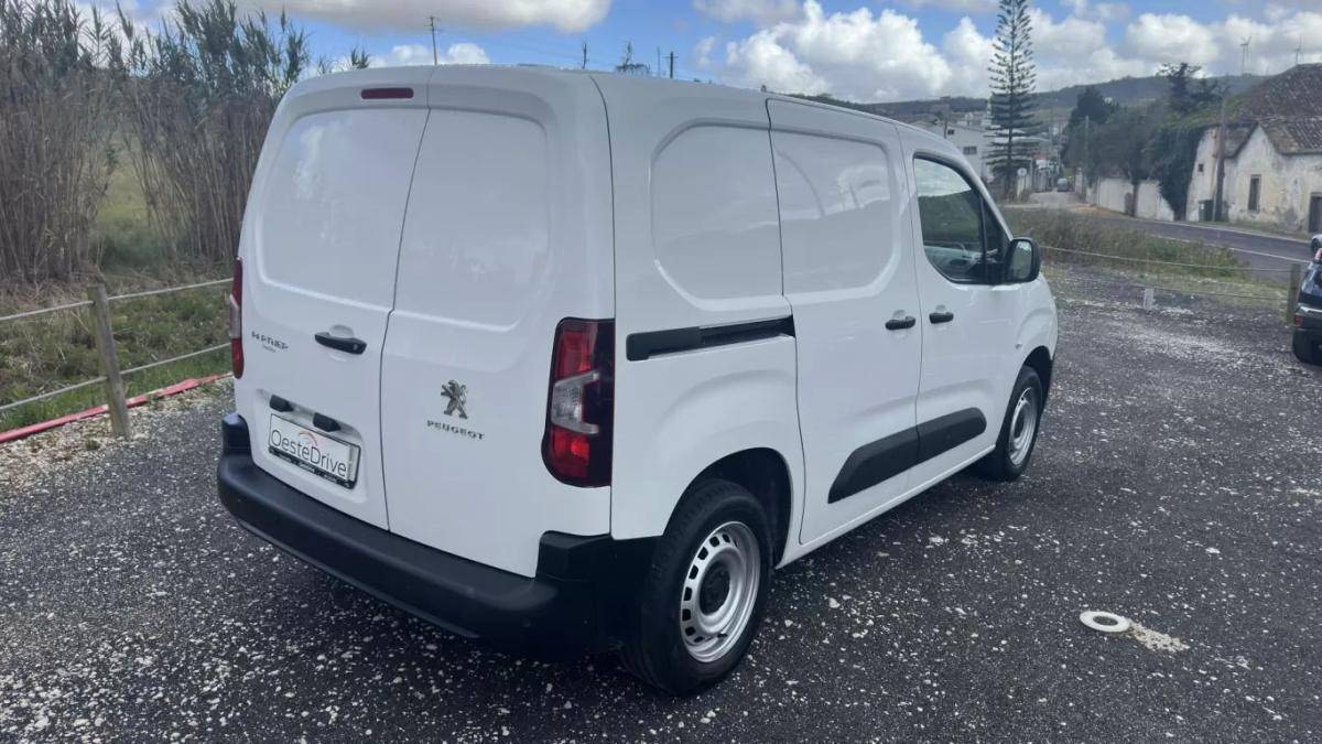 peugeot-partner-2022-diesel-1500cc