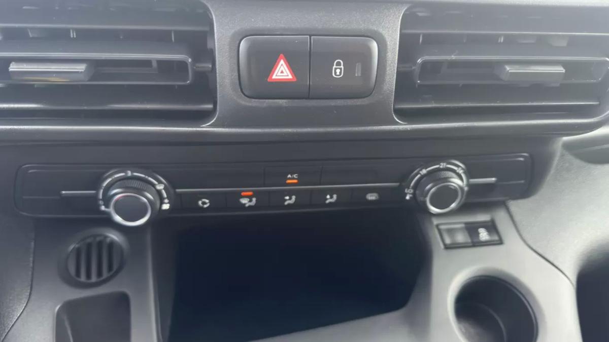 peugeot-partner-2022-diesel-1500cc
