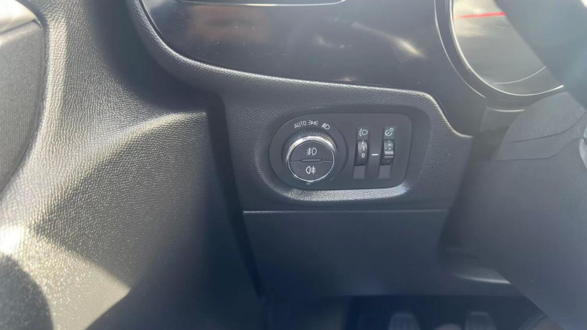 opel-corsa-2023-gasolina-1199cc