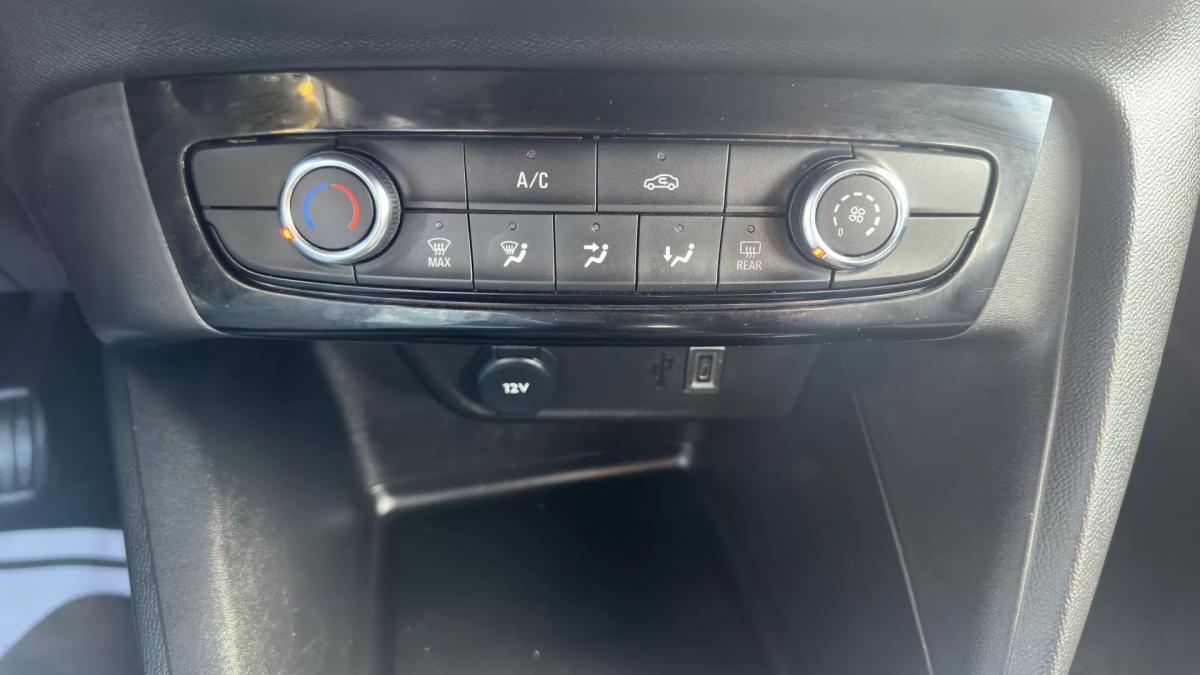 opel-corsa-2023-gasolina-1199cc