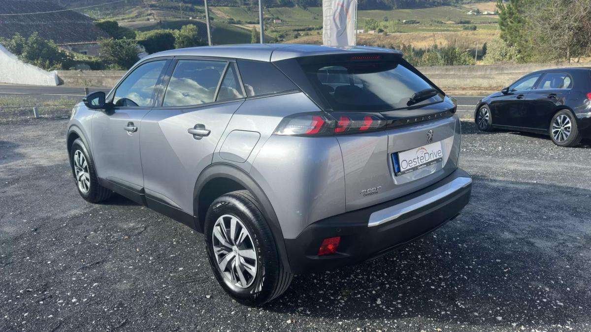 peugeot-2008-2023-gasolina-1199cc