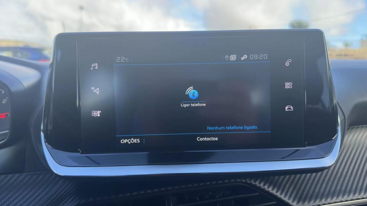 peugeot-2008-2023-gasolina-1199cc