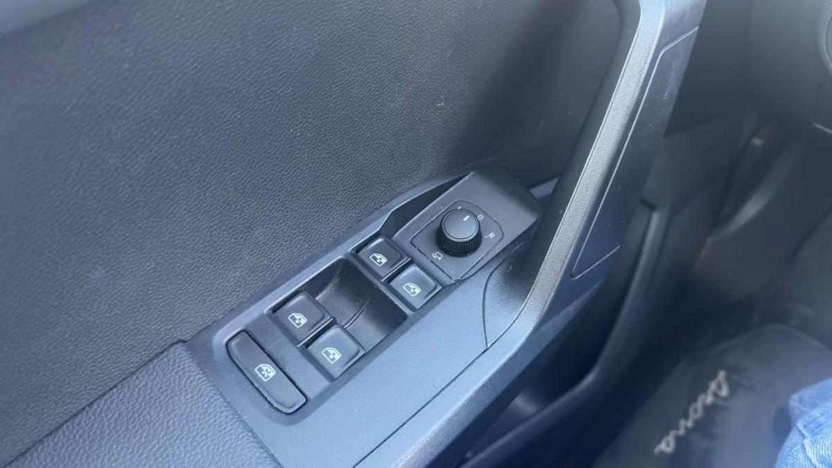 seat-arona-2024-gasolina-999cc