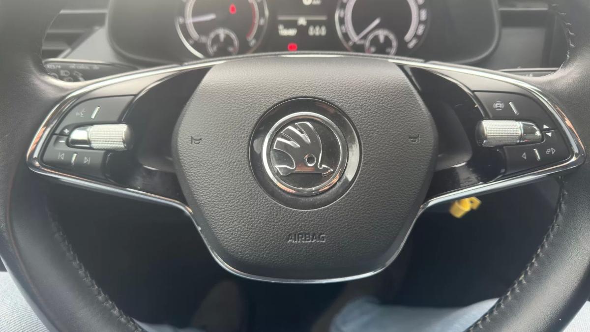 skoda-scala-2022-gasolina-999cc
