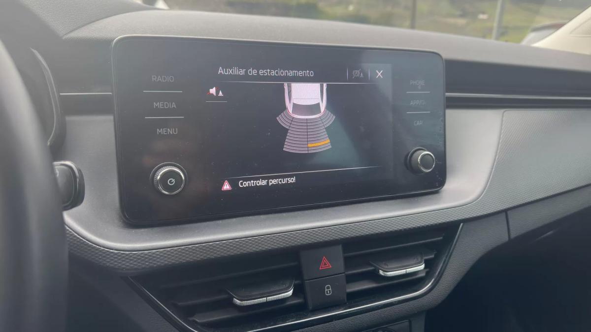 skoda-scala-2022-gasolina-999cc