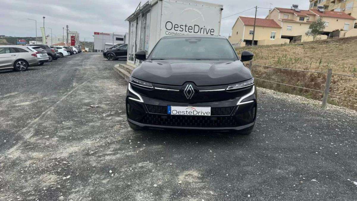 renault-megane-e-tech-2024-eletrico-0cc