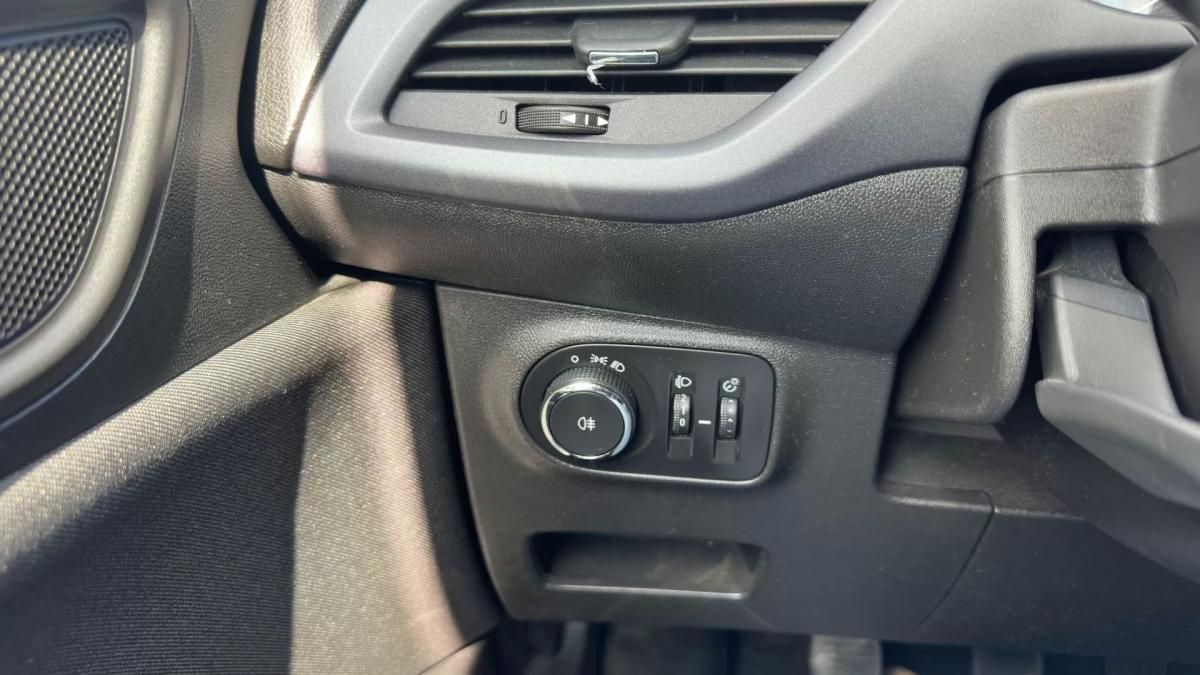 opel-corsa-2018-diesel-1248cc