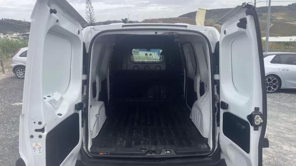renault-kangoo-2023-diesel-1461cc