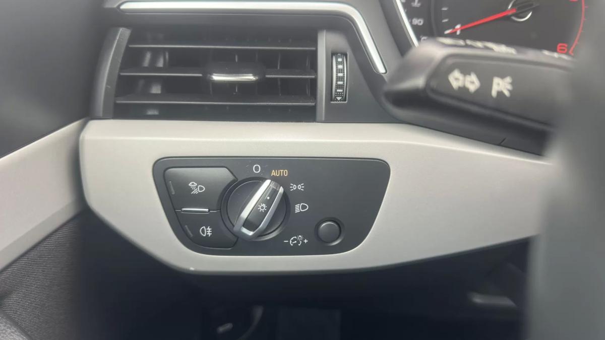 audi-a4-avant-2022-diesel-1968cc