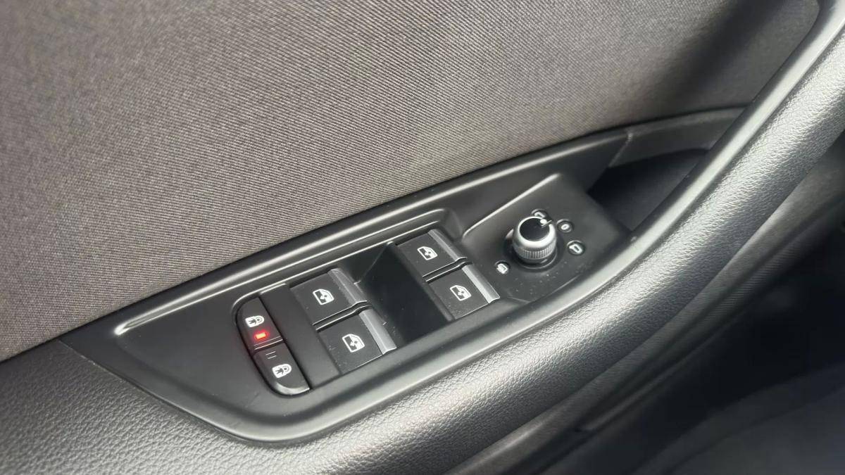 audi-a4-avant-2022-diesel-1968cc