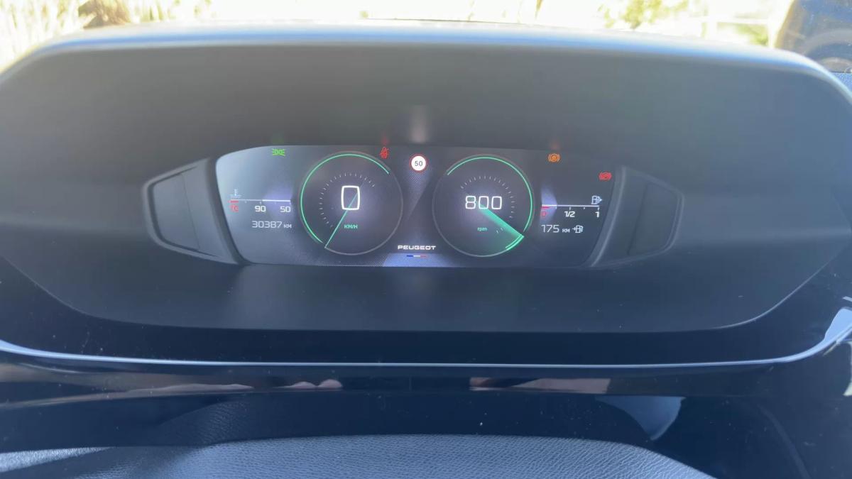 peugeot-308-2024-gasolina-1199cc
