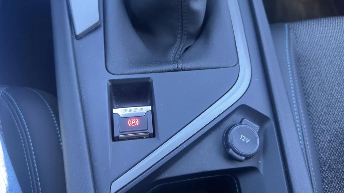 peugeot-308-2024-gasolina-1199cc