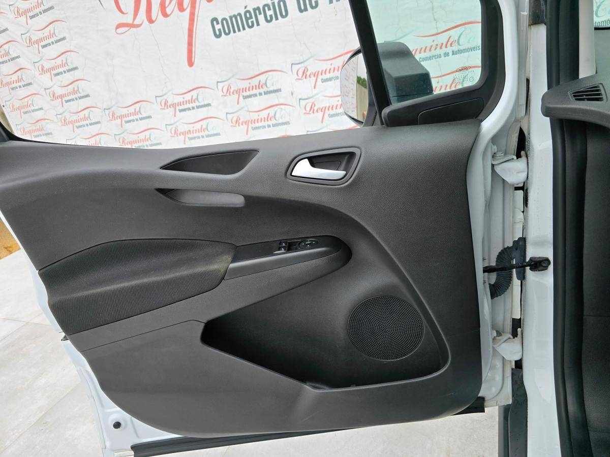 ford-transit-courier-2020-diesel-1499cc