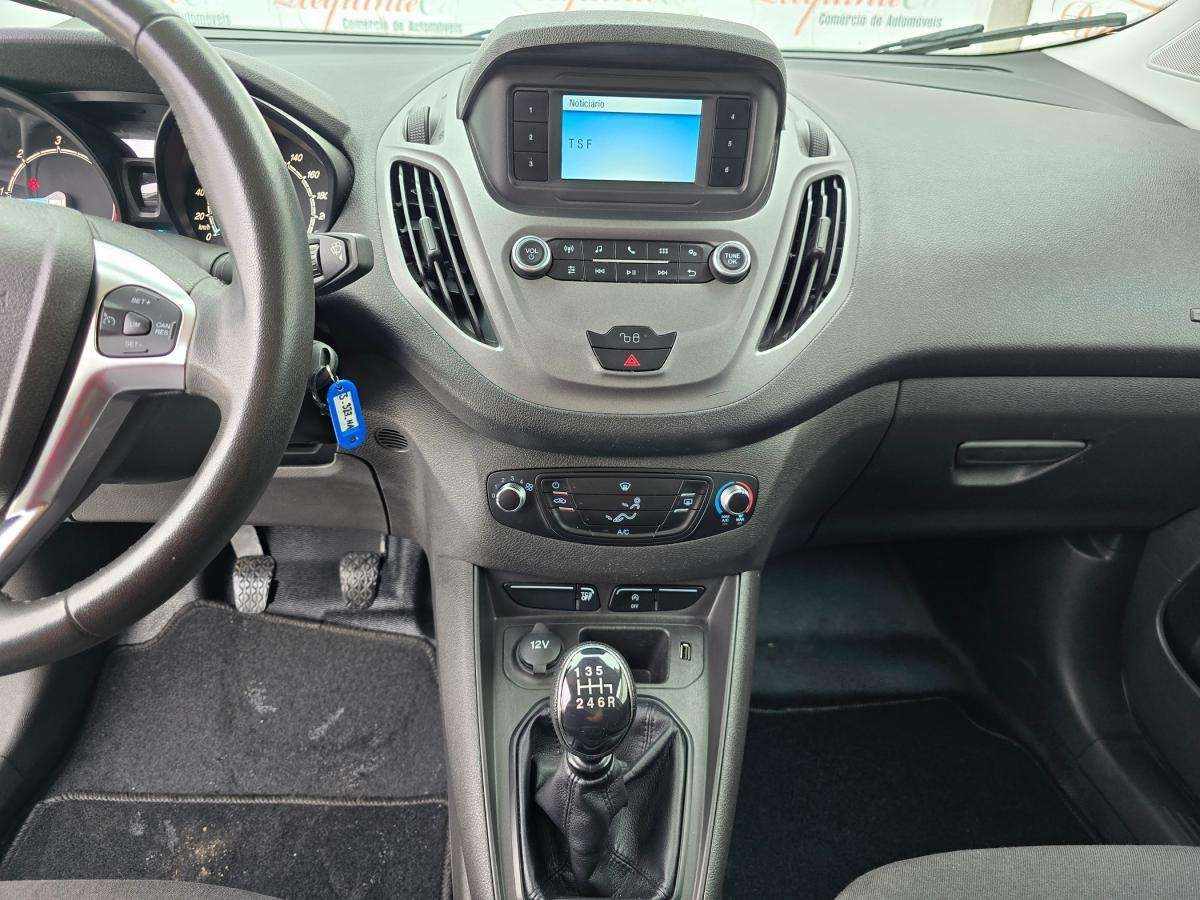 ford-transit-courier-2020-diesel-1499cc
