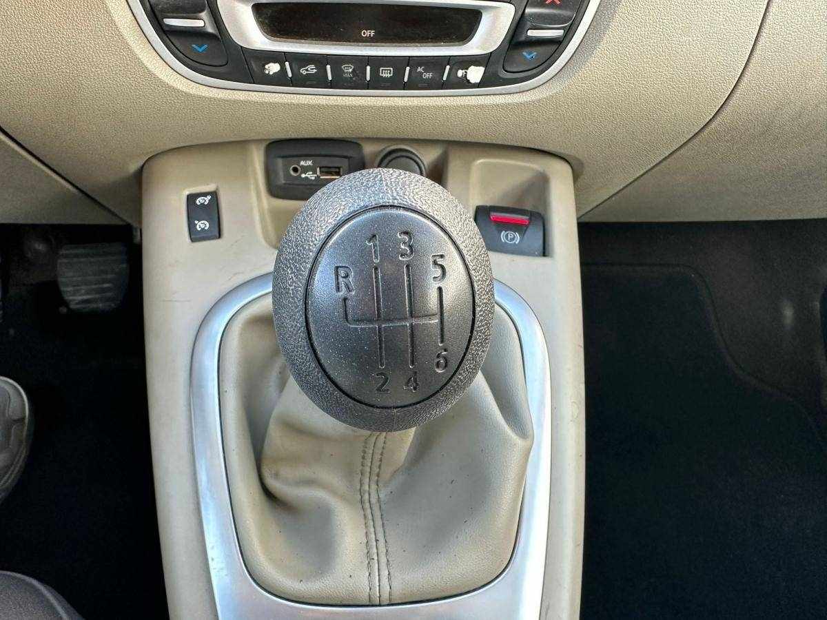 renault-grand-scenic-2011-diesel-1461cc