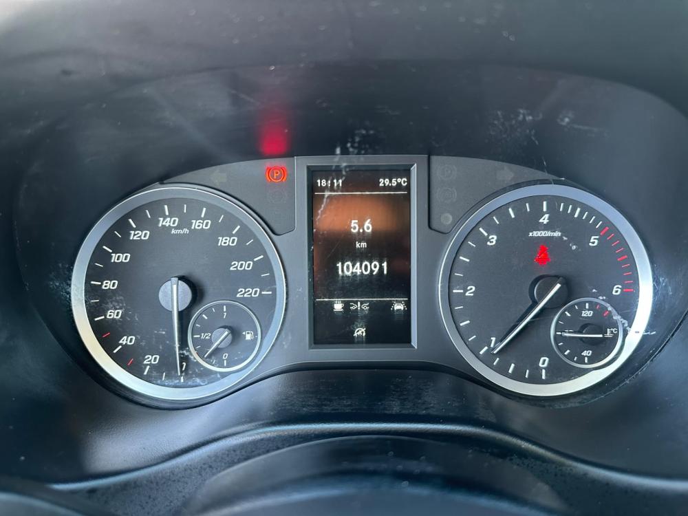 mercedes-benz-vito-2020-diesel-1750cc