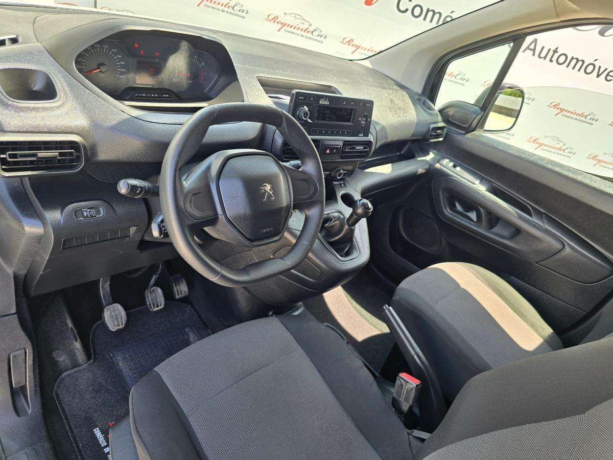 peugeot-partner-2019-diesel-1560cc