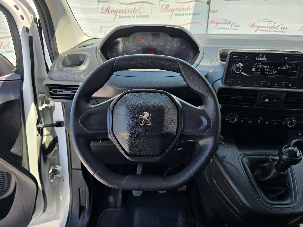 peugeot-partner-2019-diesel-1560cc