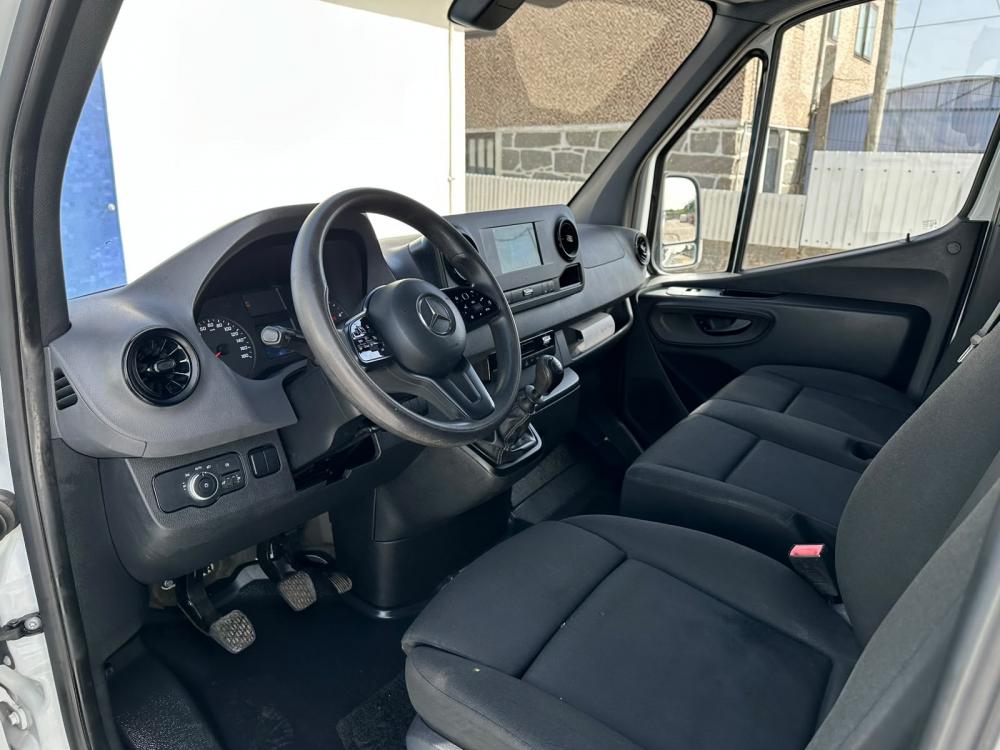 mercedes-benz-sprinter-2020-diesel-1950cc