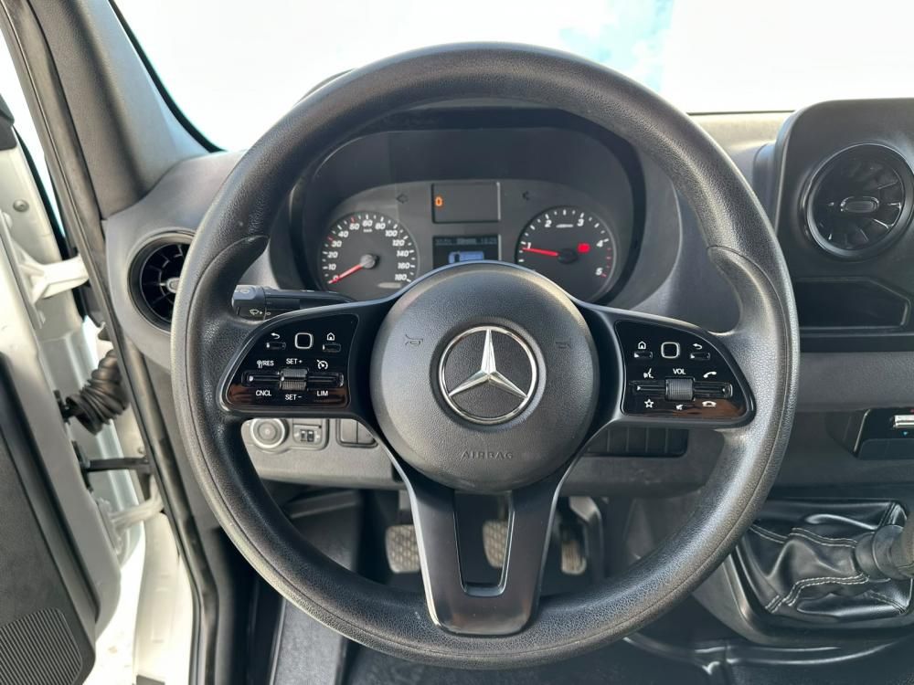 mercedes-benz-sprinter-2020-diesel-1950cc