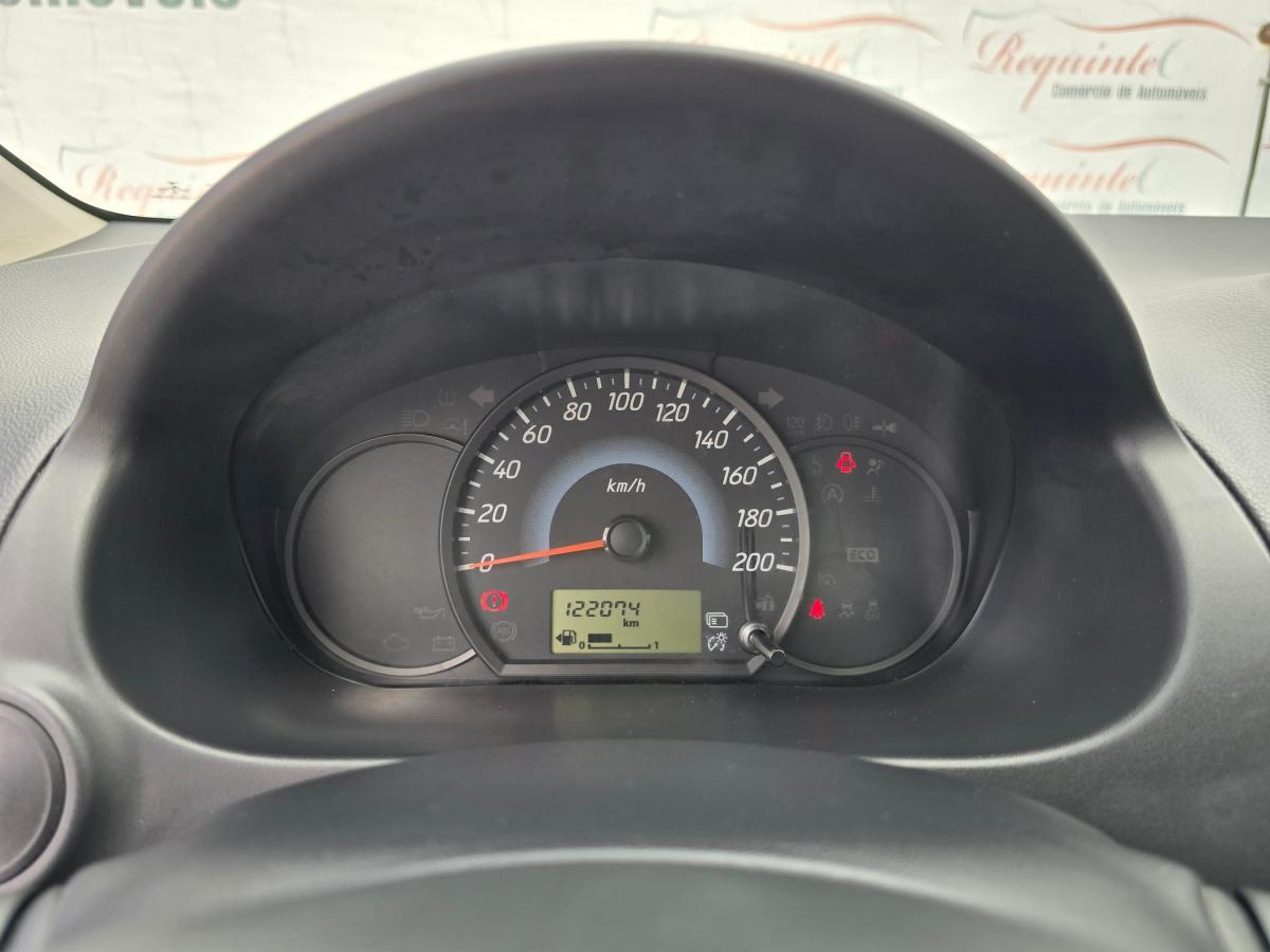 mitsubishi-space-star-2015-gasolina-999cc