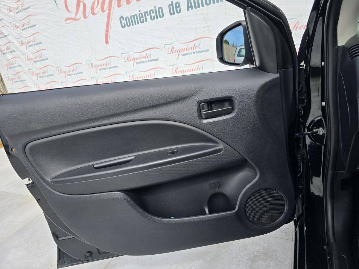 mitsubishi-space-star-2015-gasolina-999cc