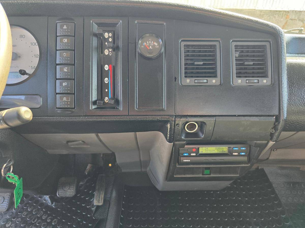 nissan-atleon-2002-diesel-5985cc