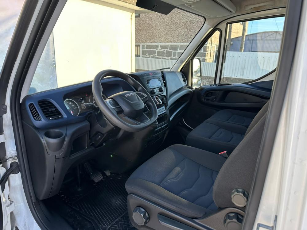 iveco-daily-2022-diesel-2300cc