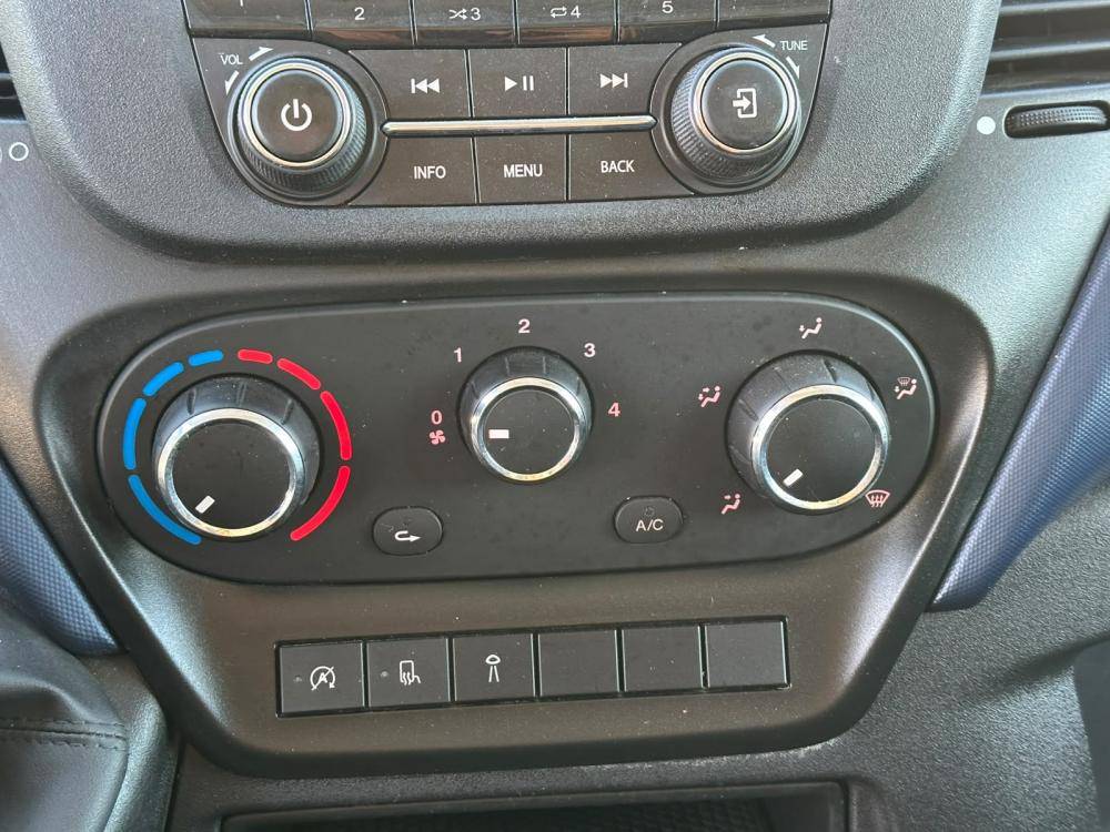 iveco-daily-2022-diesel-2300cc