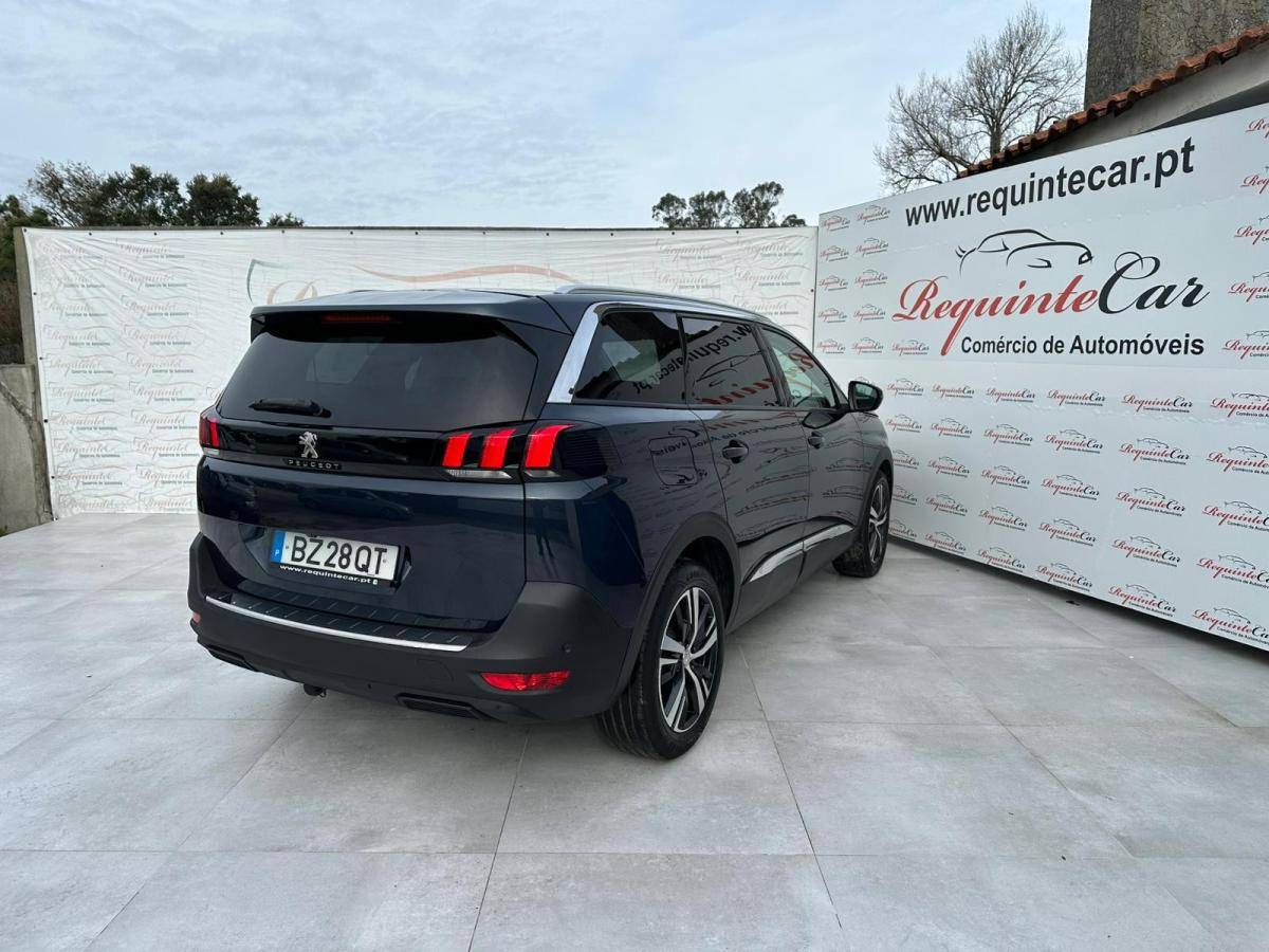 peugeot-5008-2017-diesel-1560cc