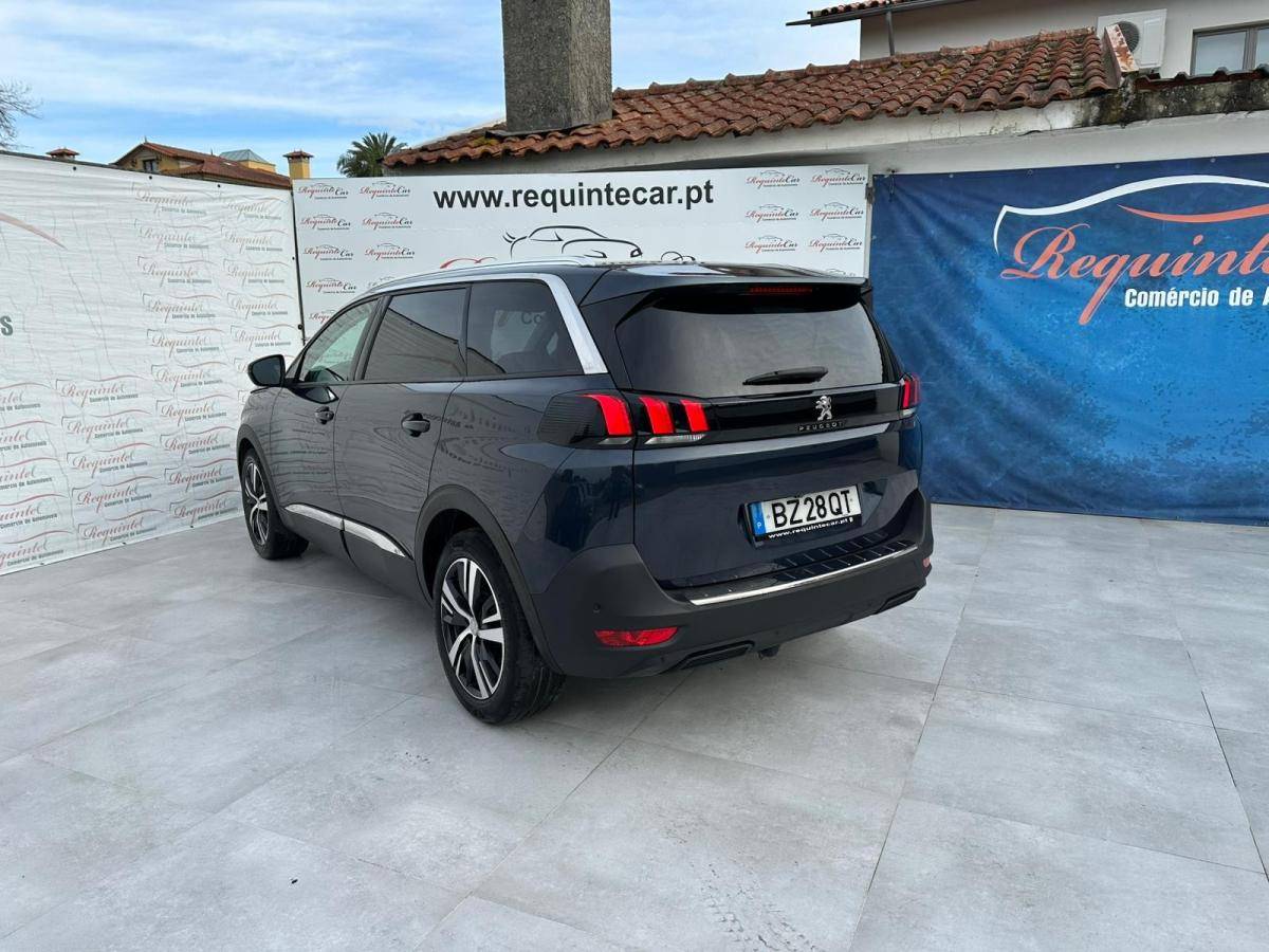 peugeot-5008-2017-diesel-1560cc