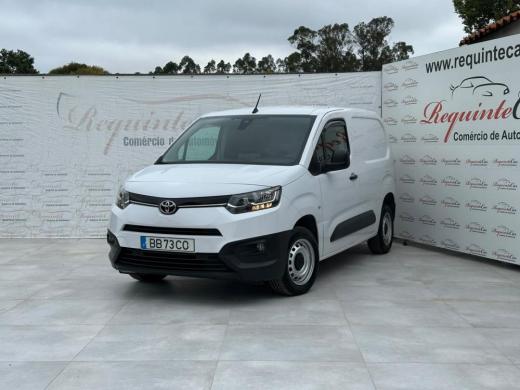 toyota-proace-city-2023-diesel-1500cc