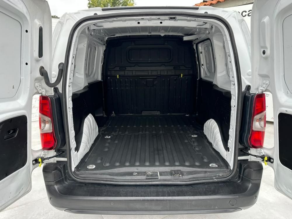 toyota-proace-city-2023-diesel-1500cc