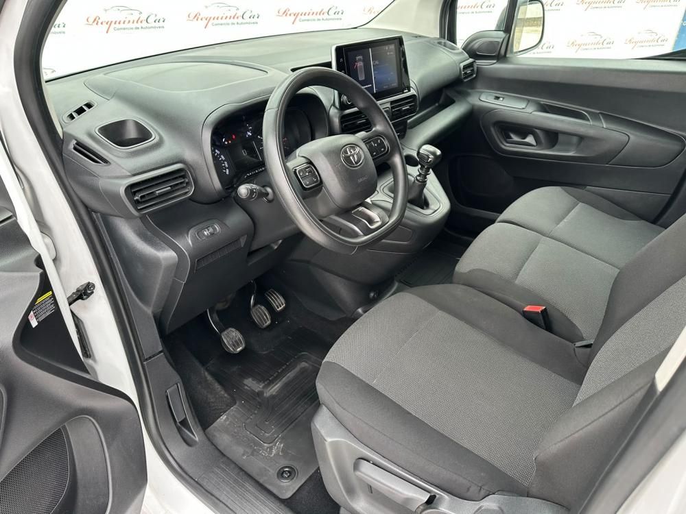 toyota-proace-city-2023-diesel-1500cc