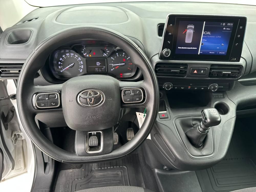 toyota-proace-city-2023-diesel-1500cc