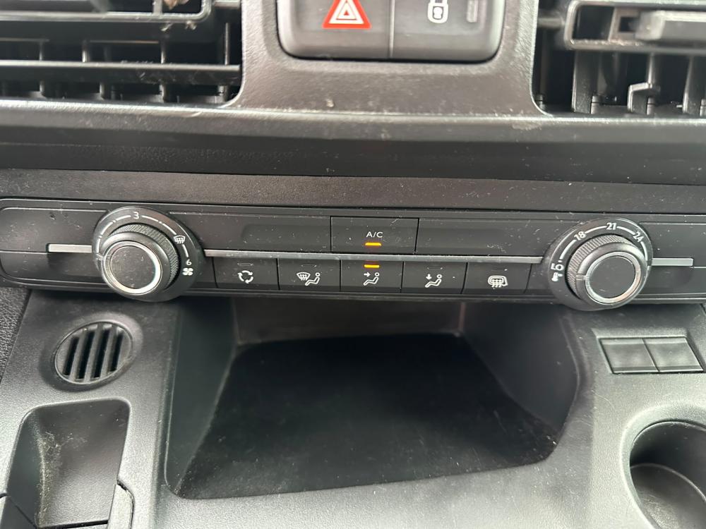 toyota-proace-city-2023-diesel-1500cc