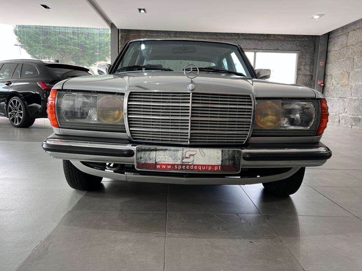 mercedes-benz-230-1985-gasolina-2298cc