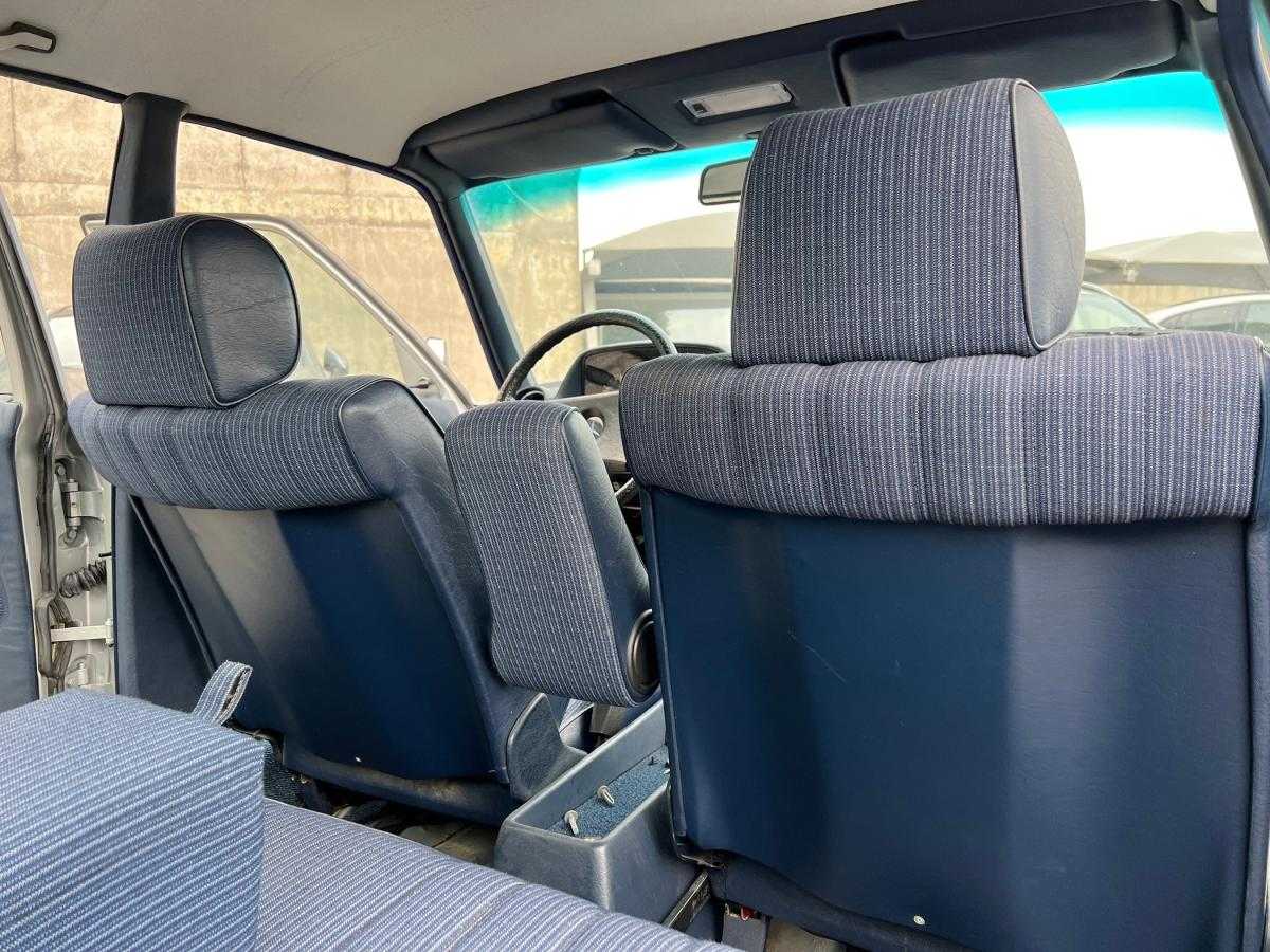 mercedes-benz-230-1985-gasolina-2298cc