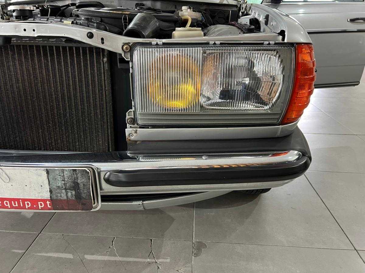 mercedes-benz-230-1985-gasolina-2298cc