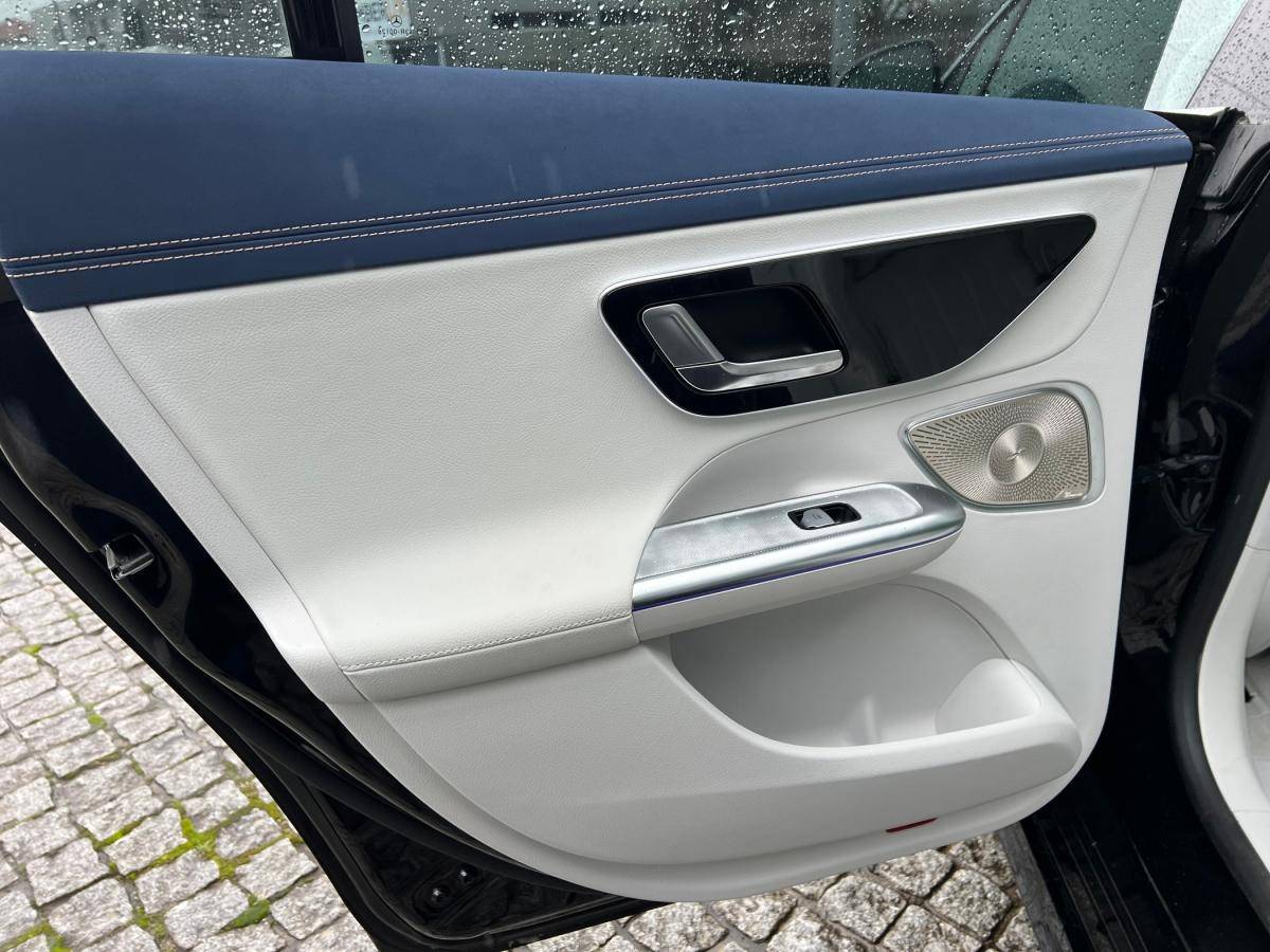 mercedes-benz-eqe-2025-eletrico-500cc