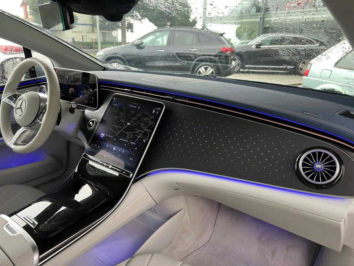 mercedes-benz-eqe-2025-eletrico-500cc