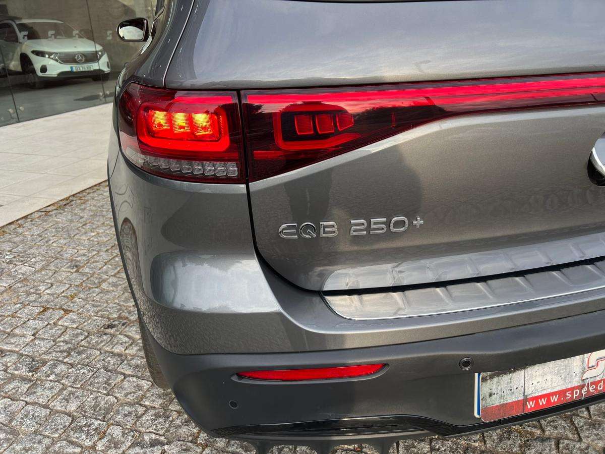 mercedes-benz-eqb-2024-eletrico-0cc