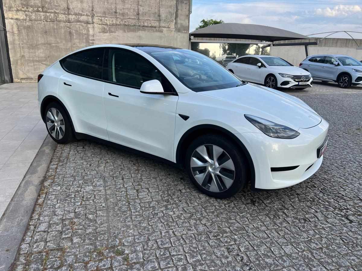 tesla-model-y-2023-eletrico-0cc