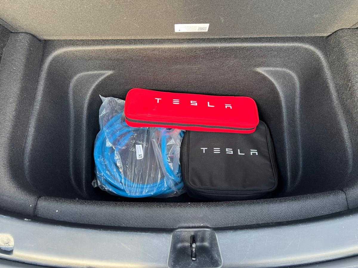 tesla-model-y-2023-eletrico-0cc