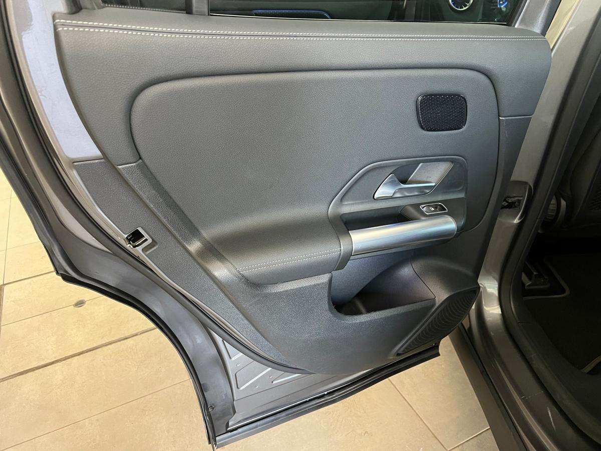 mercedes-benz-eqa-2025-eletrico-0cc