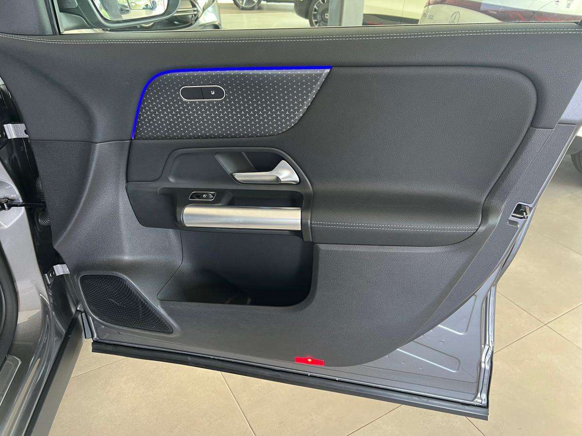 mercedes-benz-eqa-2025-eletrico-0cc