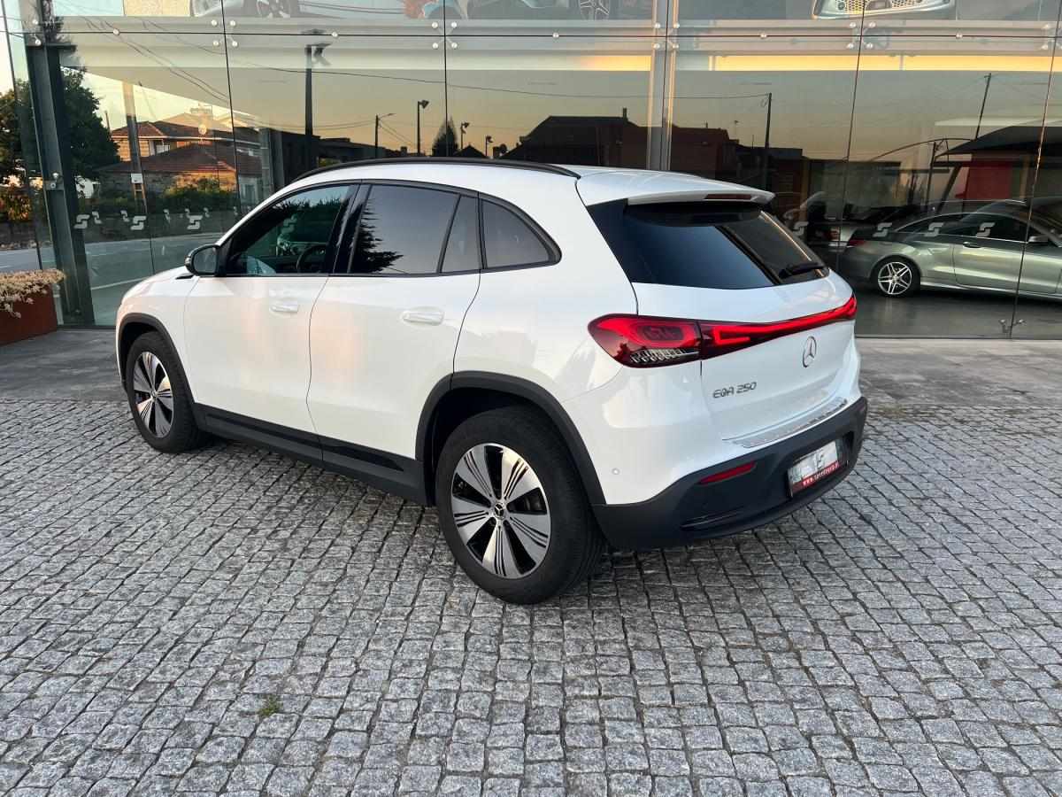 mercedes-benz-eqa-2022-eletrico-0cc