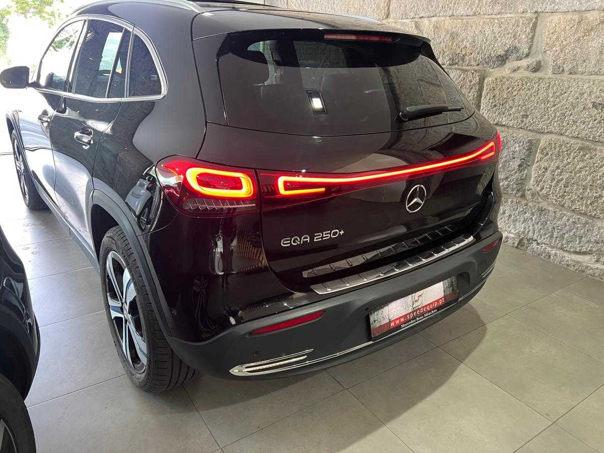mercedes-benz-eqa-2022-eletrico-0cc