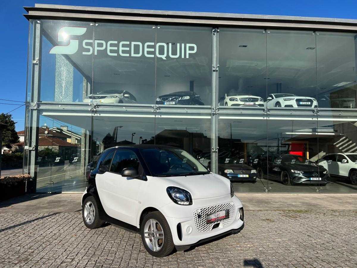 smart-fortwocoupe-2022-eletrico-0cc